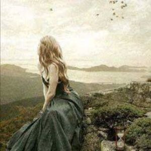 Meet your Posher, Leonor